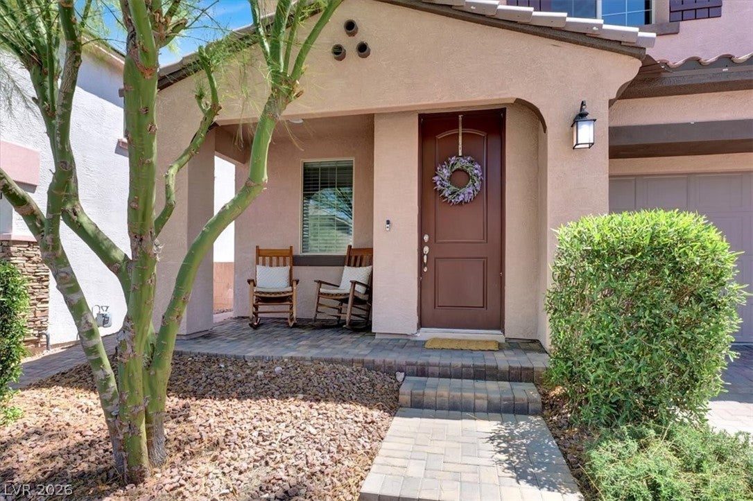 10521 Sparks Summit Ln, Las Vegas, NV 89166 photo