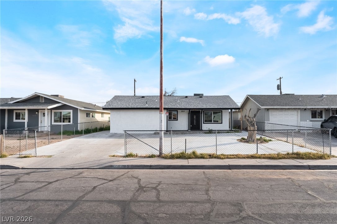 3215 Dillon Ave, North Las Vegas, NV 89030 photo