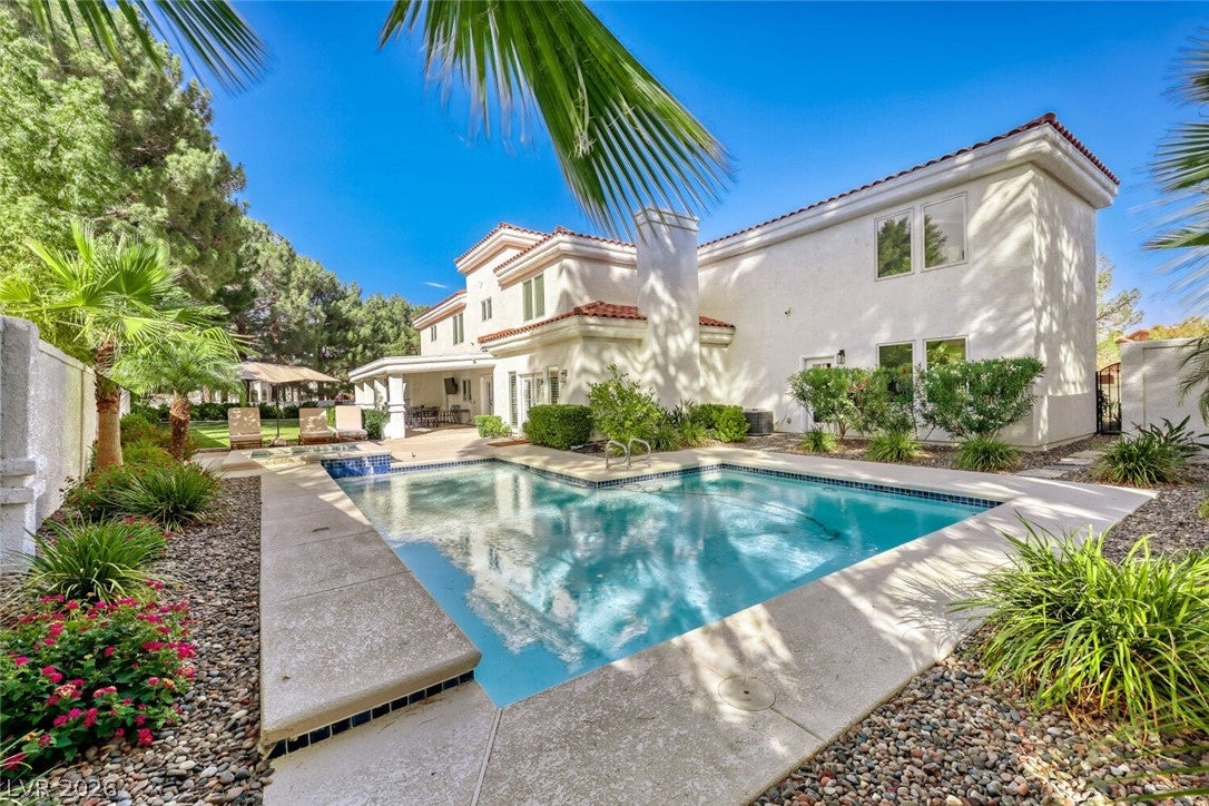 12 Congressional Ct, Las Vegas, NV 89113 photo