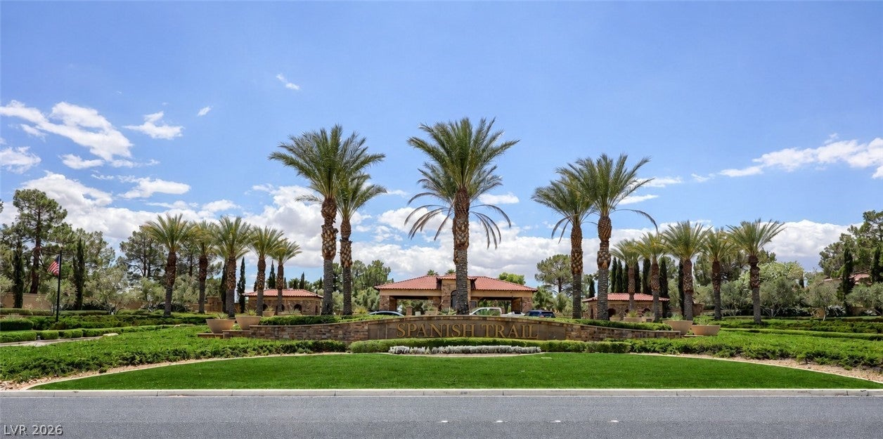 12 Congressional Ct, Las Vegas, NV 89113 photo