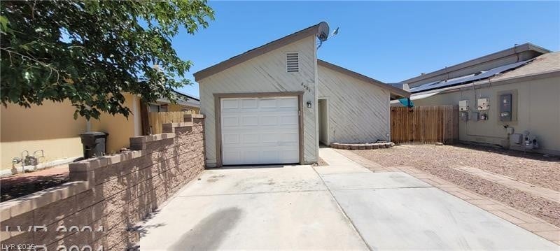 2021 San Simeon St, Las Vegas, NV 89108