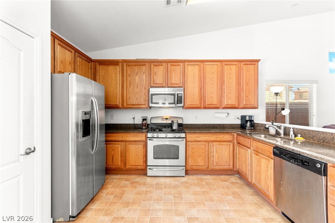 324 Sharp Edge Ave, North Las Vegas, NV 89031 photo