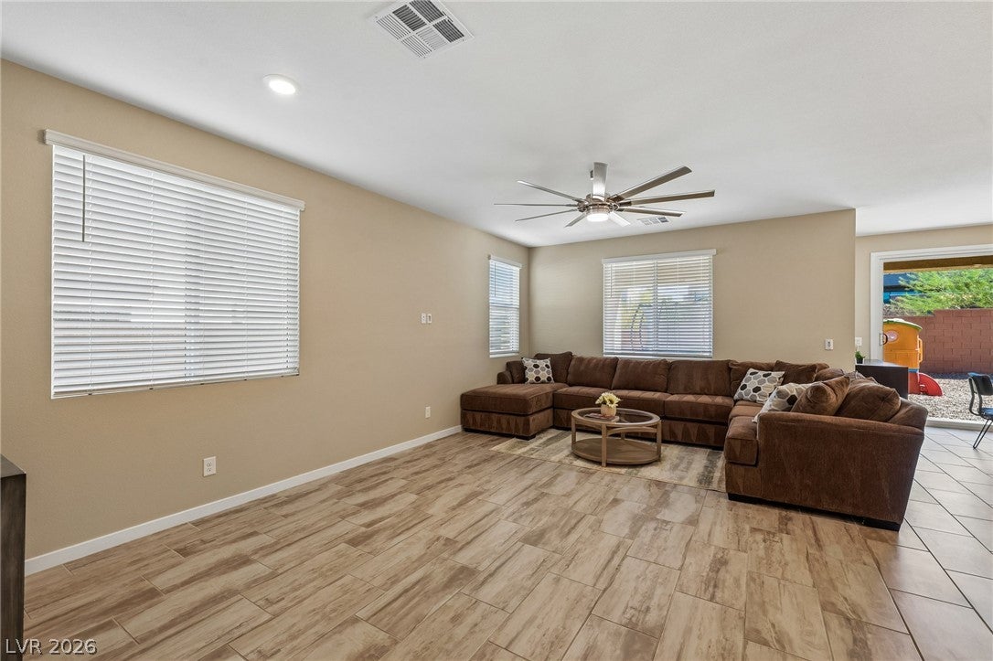 194 Viento Ridge St, Henderson, NV 89012 photo