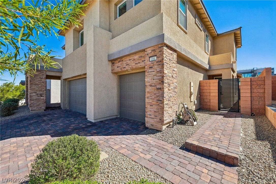 194 Viento Ridge St, Henderson, NV 89012 photo