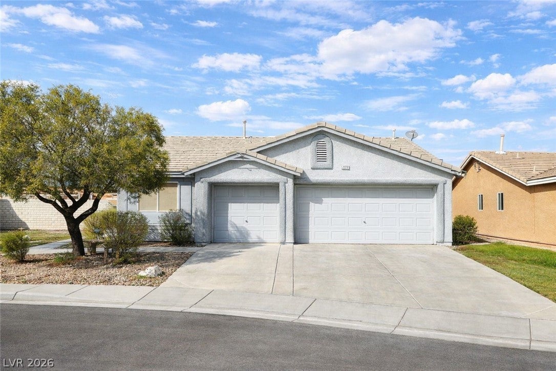 2220 Fountain Valley Way, North Las Vegas, NV 89031