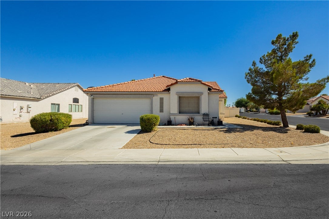 717 Bright Lights Ave, North Las Vegas, NV 89031 photo