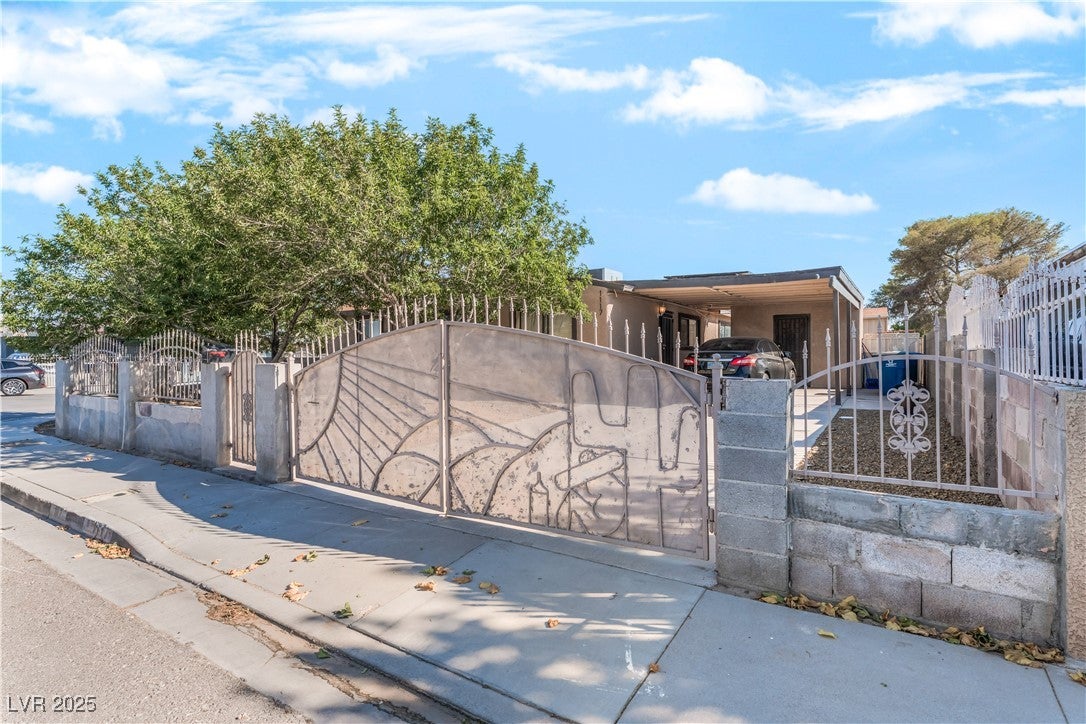 1117 Cold Harbor Dr, North Las Vegas, NV 89030 photo