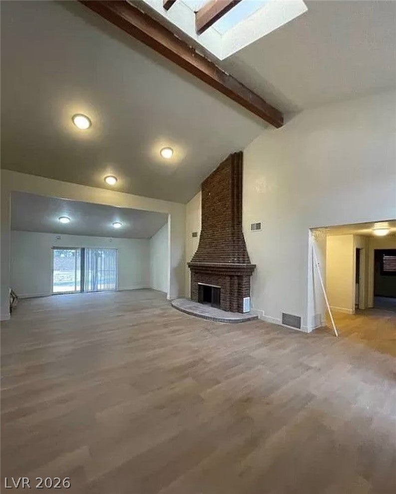7664 Angel Crest Cir, Las Vegas, NV 89117 photo