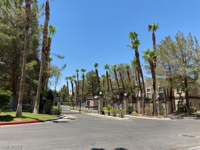 5250 Rainbow Blvd, Las Vegas, NV 89118