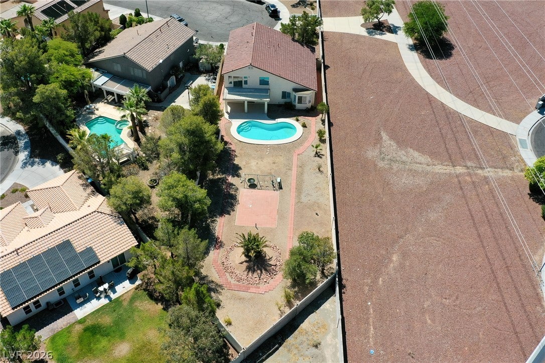 8332 Spring Arts Ave, Las Vegas, NV 89129