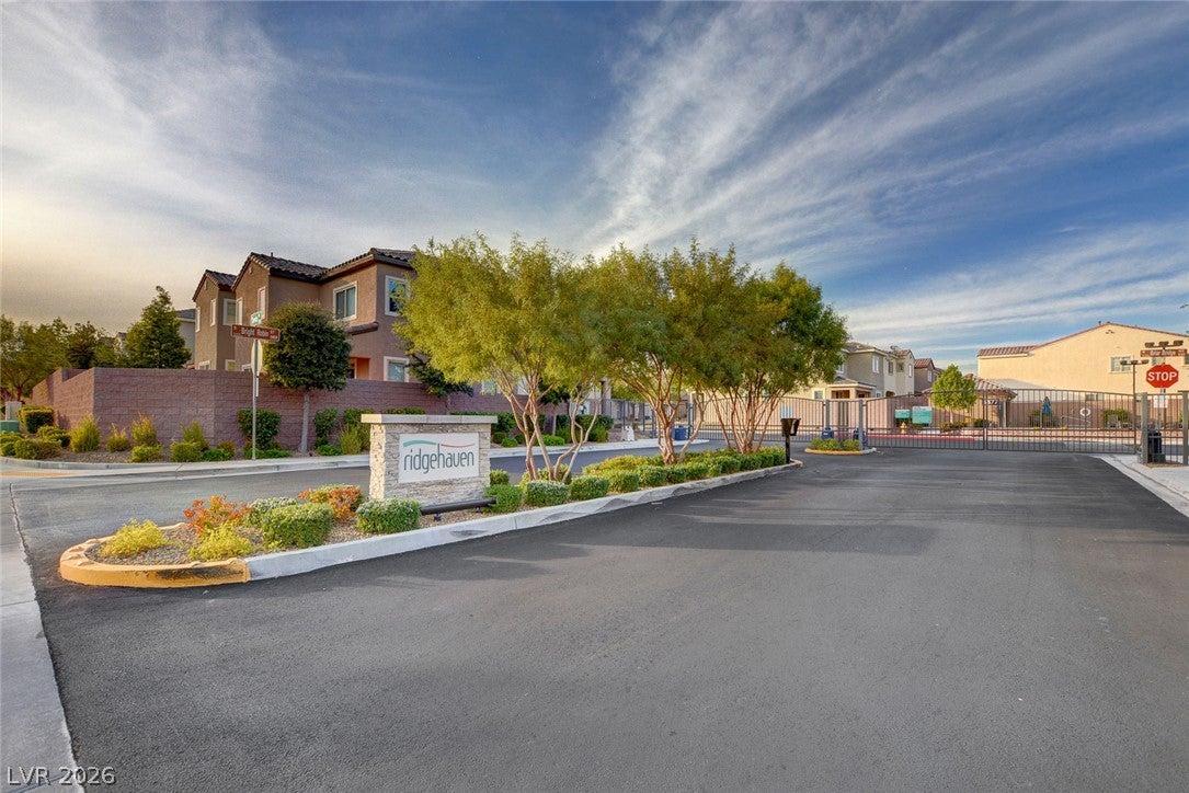 5831 Sleepy Willow St, Las Vegas, NV 89148