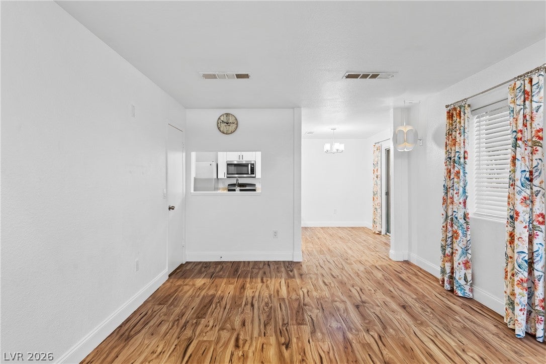 6965 Oyster Shell Dr, Las Vegas, NV 89108 photo