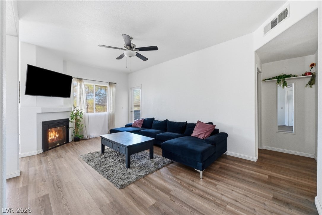 1050 E Cactus Ave #2006, Las Vegas, NV 89183 photo