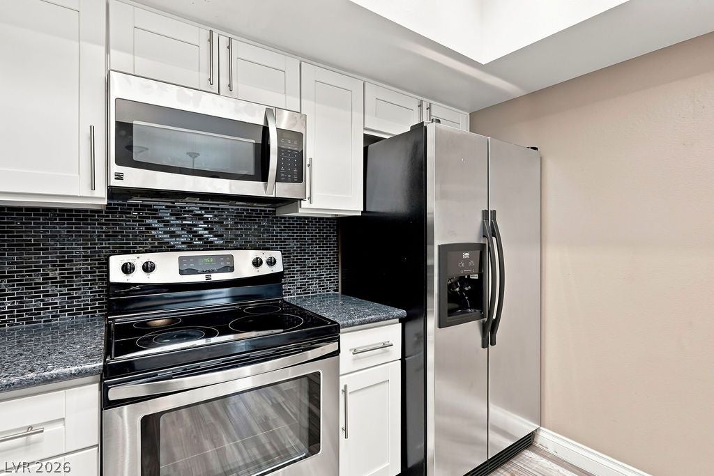 3768 Pilgrim St, Las Vegas, NV 89121 photo