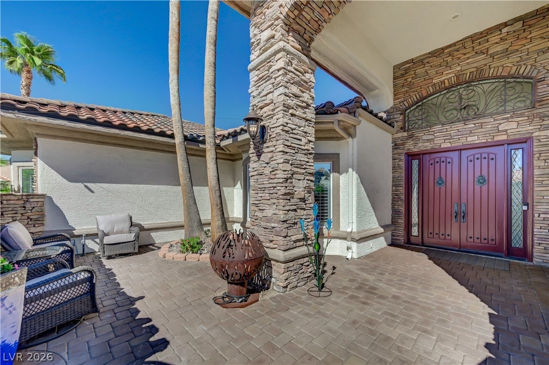2030 Marina Bay Ct, Las Vegas, NV 89117 photo