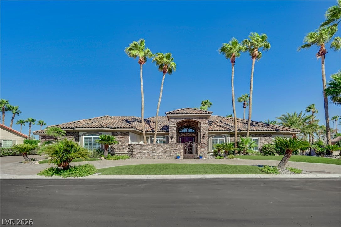 2030 Marina Bay Ct, Las Vegas, NV 89117