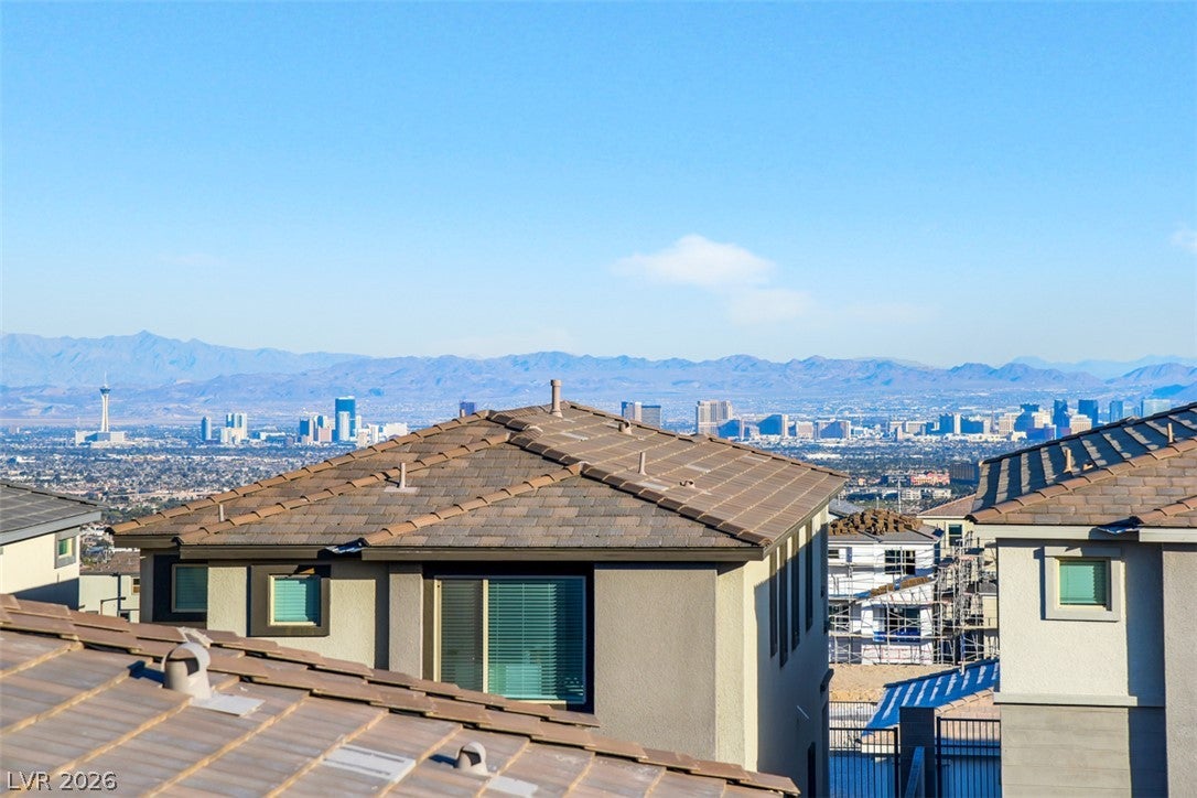 1570 Rock Kestrel St, Las Vegas, NV 89138 photo