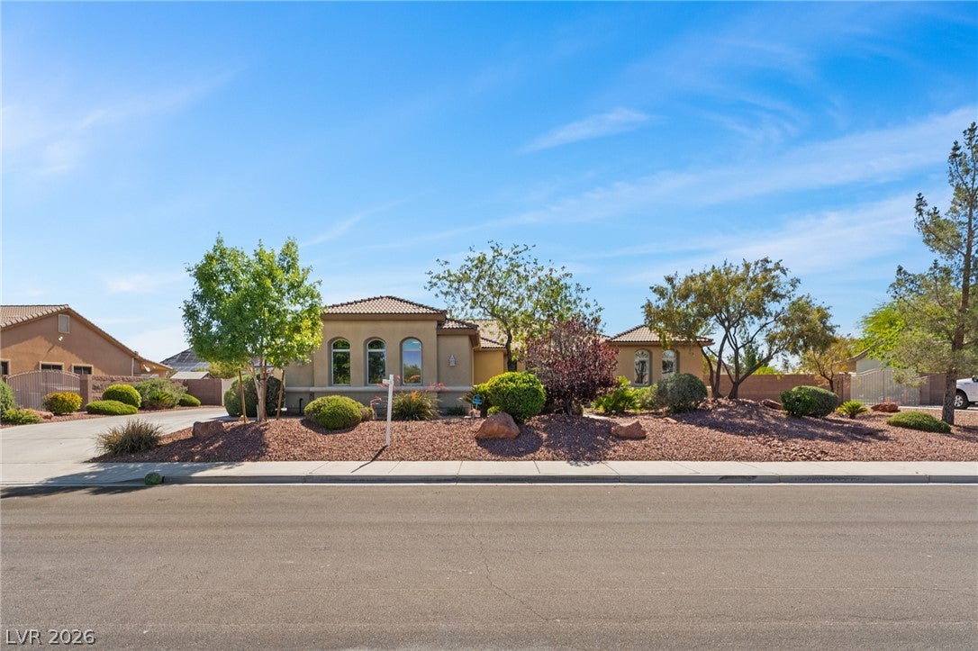 8370 Unicorn St, Las Vegas, NV 89131 photo
