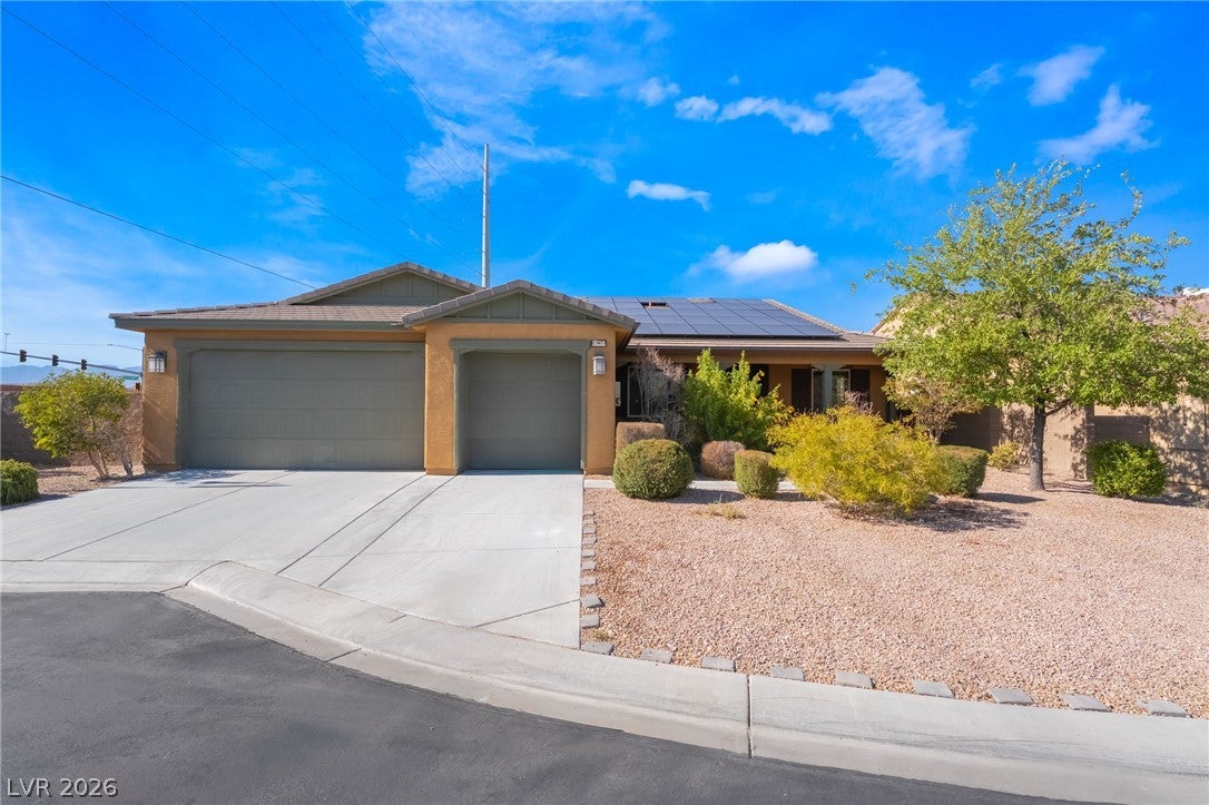8584 Garnet Lake Ave, Las Vegas, NV 89113