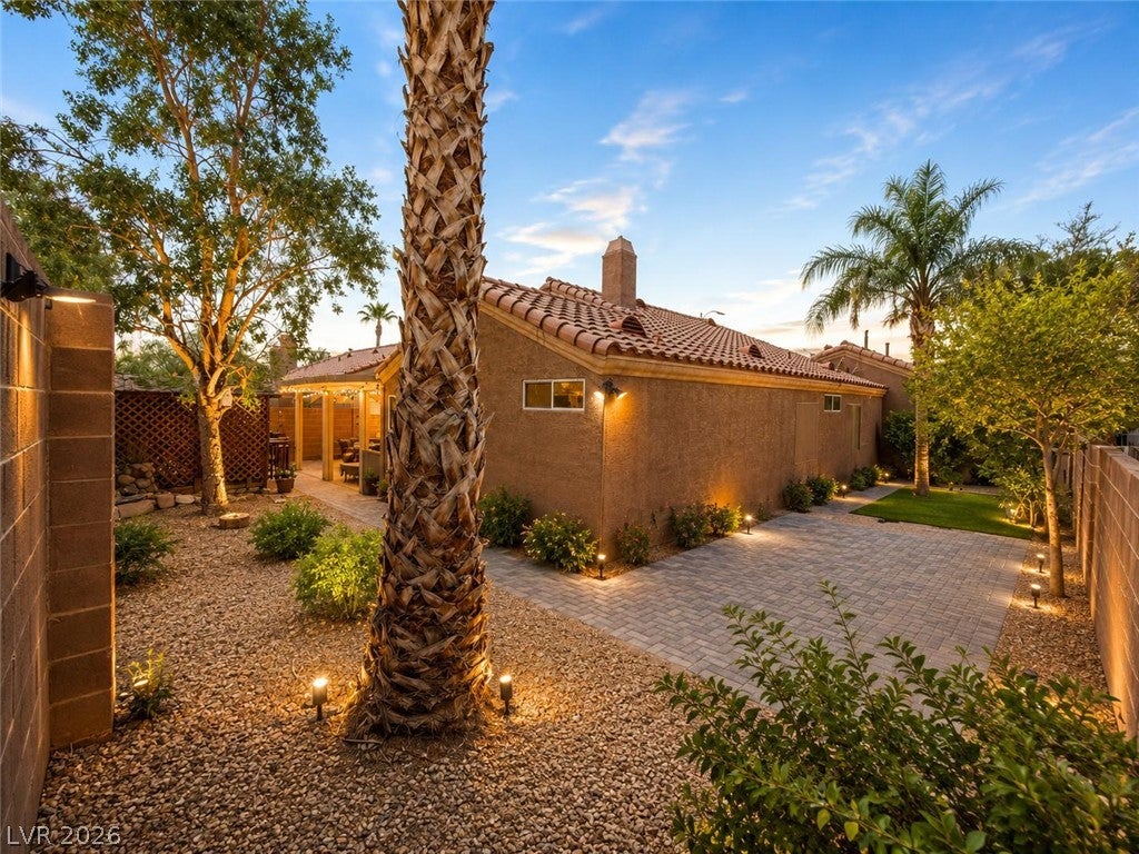 5916 Blush Ave, Las Vegas, NV 89130 photo