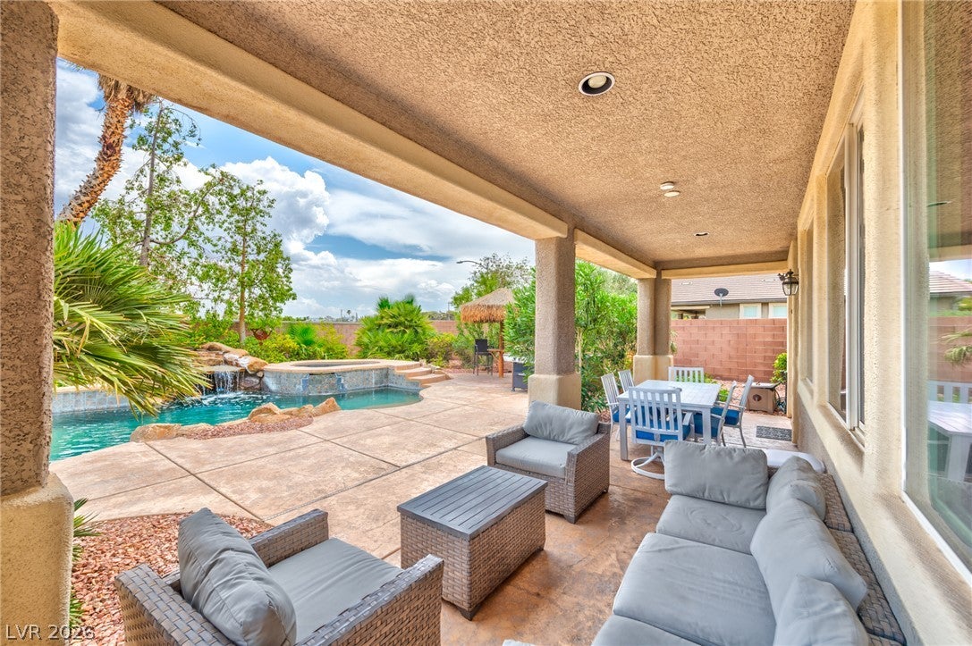 7210 El Malpais St, Las Vegas, NV 89118 photo