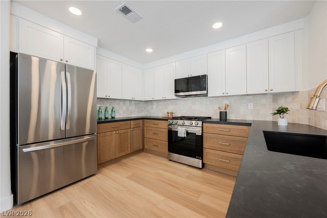3415 Evening Sun Dr, Las Vegas, NV 89117 photo