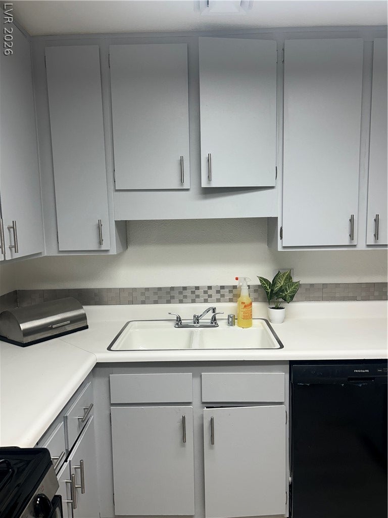 4007 Spring Leaf Dr, Las Vegas, NV 89147 photo