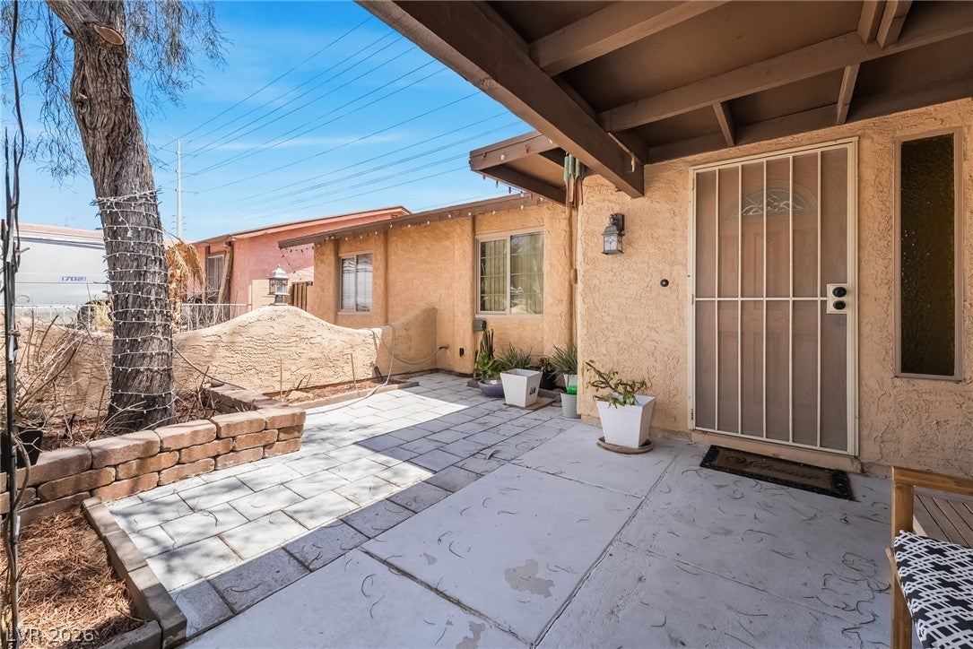5034 Rappahanock St, Las Vegas, NV 89122 photo