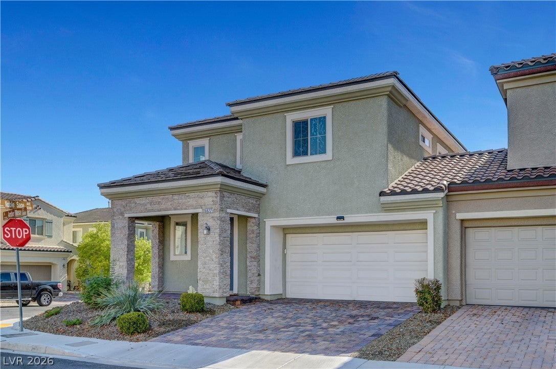5822 Amber Mesa St, Las Vegas, NV 89148