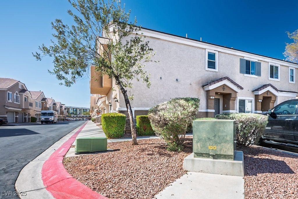 6610 Tumbleweed Ridge Ln, Henderson, NV 89011