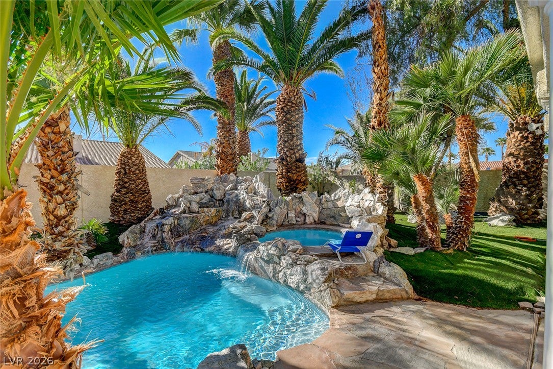 9143 Amber Waves St, Las Vegas, NV 89123 photo