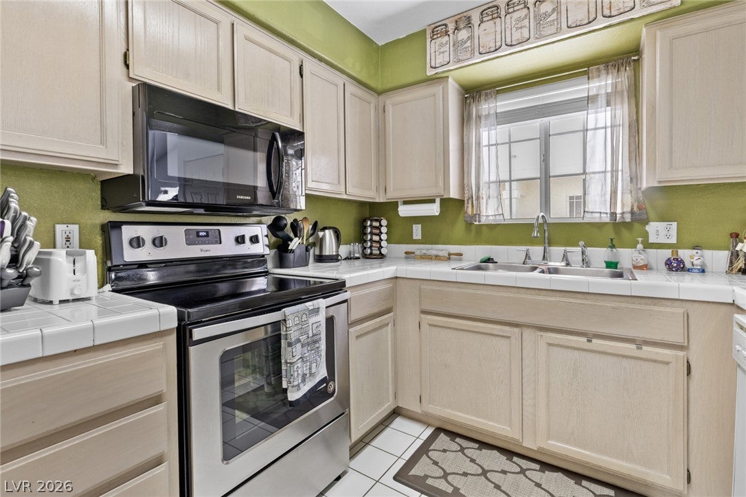 2725 S Nellis Blvd #2137, Las Vegas, NV 89121 photo