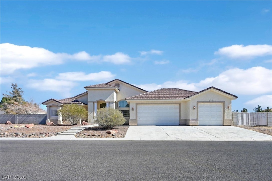 6120 Farm Rd, Las Vegas, NV 89131