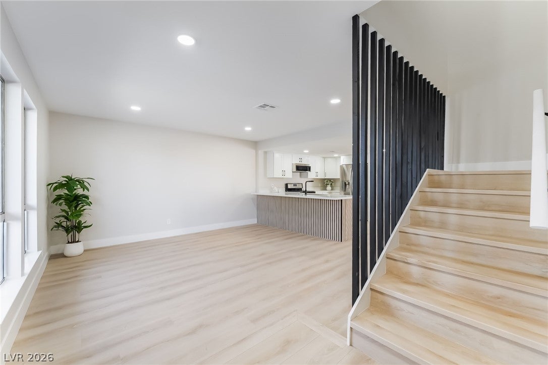 3743 Colonial Dr, Las Vegas, NV 89121 photo