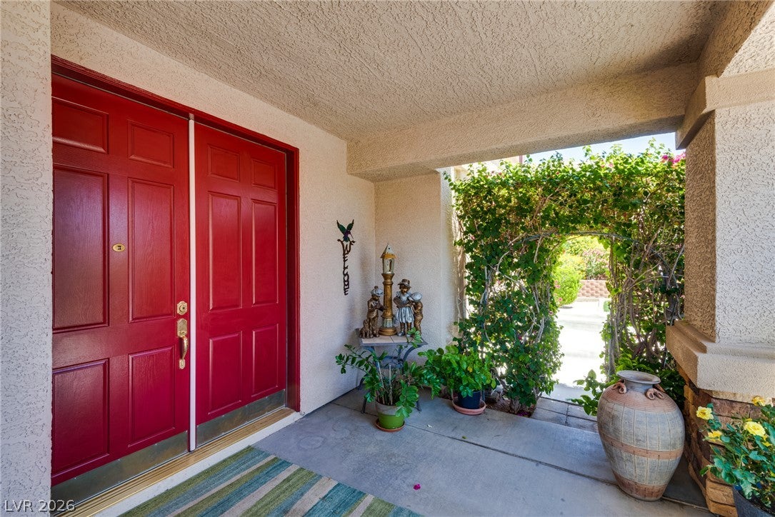 6680 Blue Sapphire Ave, Las Vegas, NV 89110 photo