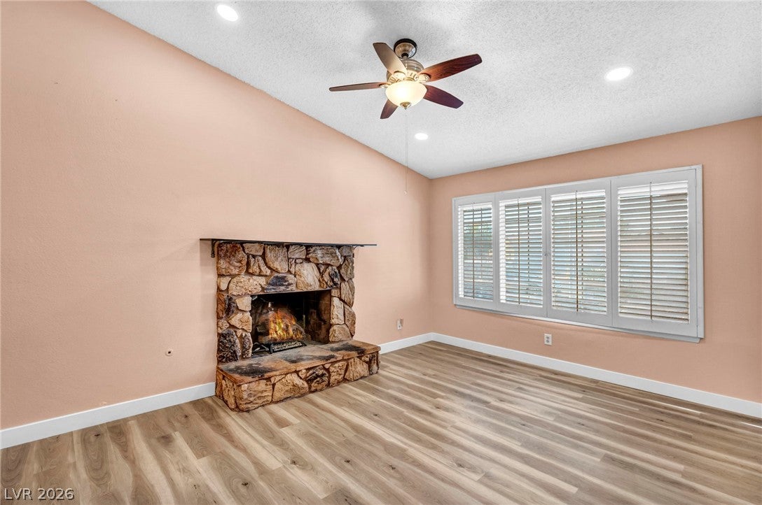 6237 Carmen Blvd, Las Vegas, NV 89108 photo