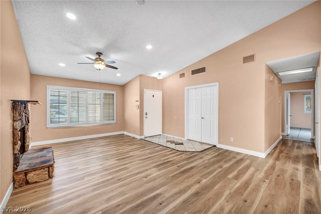6237 Carmen Blvd, Las Vegas, NV 89108 photo
