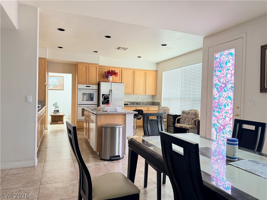 8458 Lambert Dr, Las Vegas, NV 89147 photo