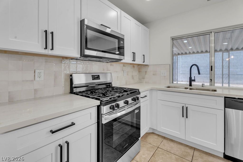 4340 Wendy Ln, Las Vegas, NV 89115 photo