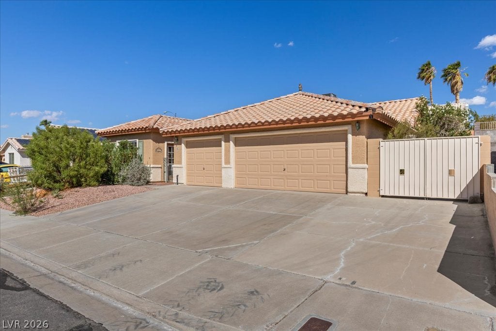 120 Ringlore Dr, Henderson, NV 89015 photo