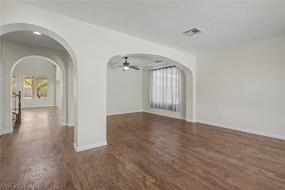 728 Blue Crystal Creek Rd, Henderson, NV 89002 photo