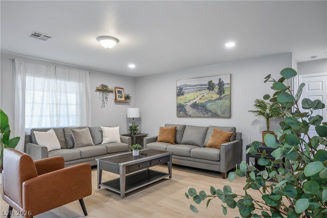 6990 W Richmar Ave, Las Vegas, NV 89178 photo