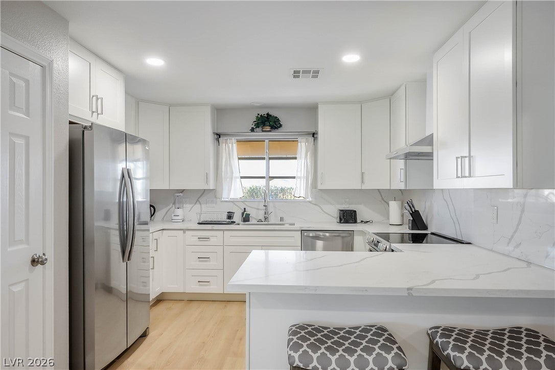 6990 W Richmar Ave, Las Vegas, NV 89178 photo