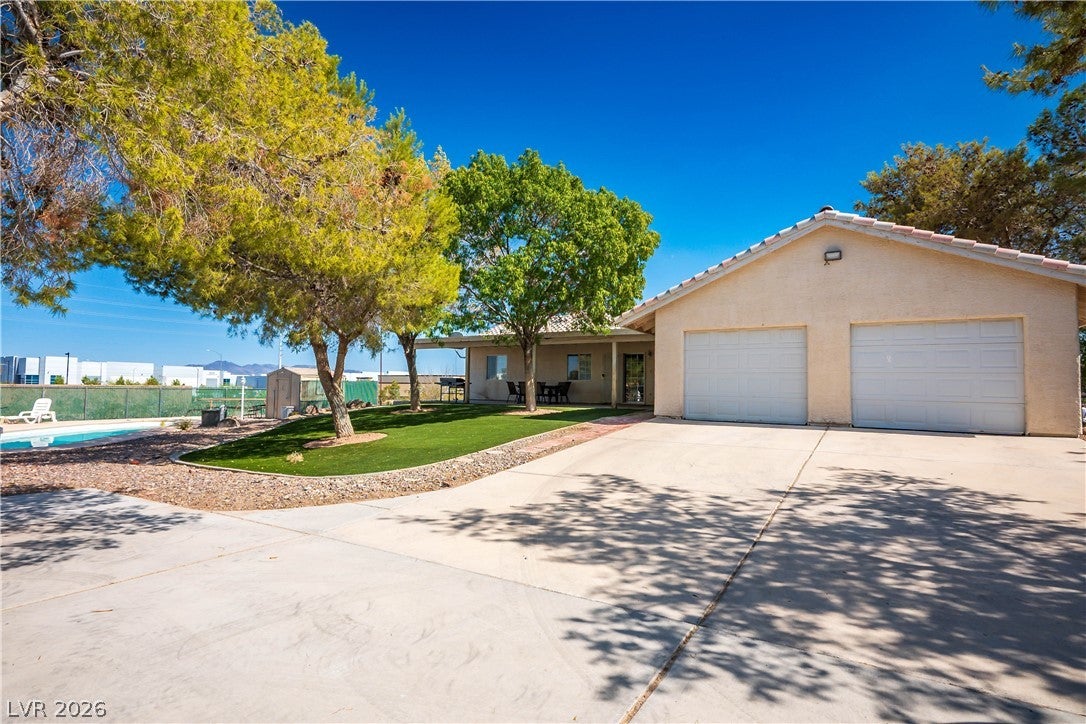 6990 W Richmar Ave, Las Vegas, NV 89178 photo