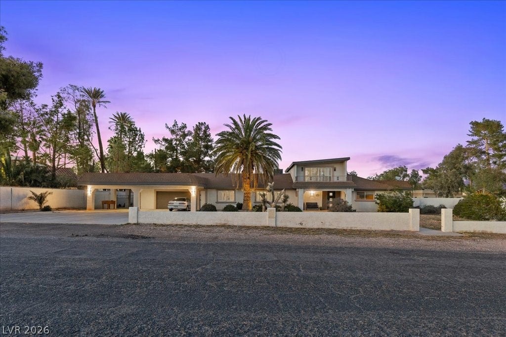 2880 E Quail Ave, Las Vegas, NV 89120 photo
