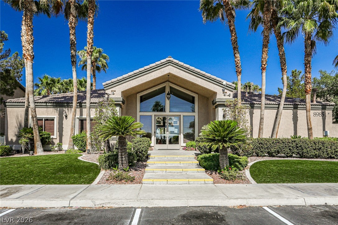 8985 Durango Dr, Las Vegas, NV 89113