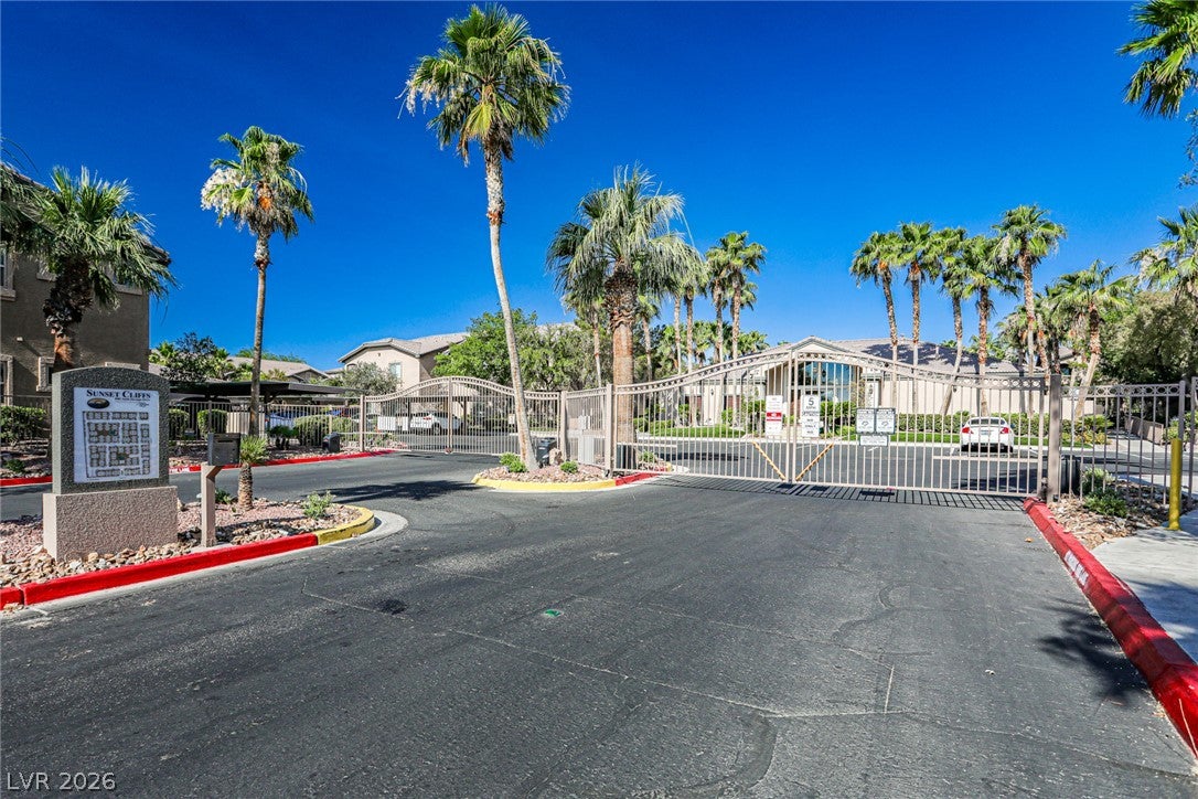 8985 S Durango Dr #2160, Las Vegas, NV 89113 photo