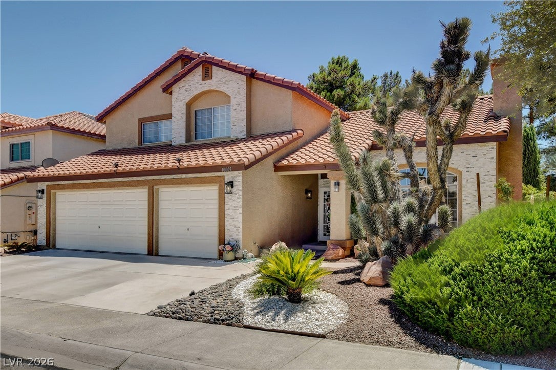 10005 Sail Landing Ct, Las Vegas, NV 89117 photo