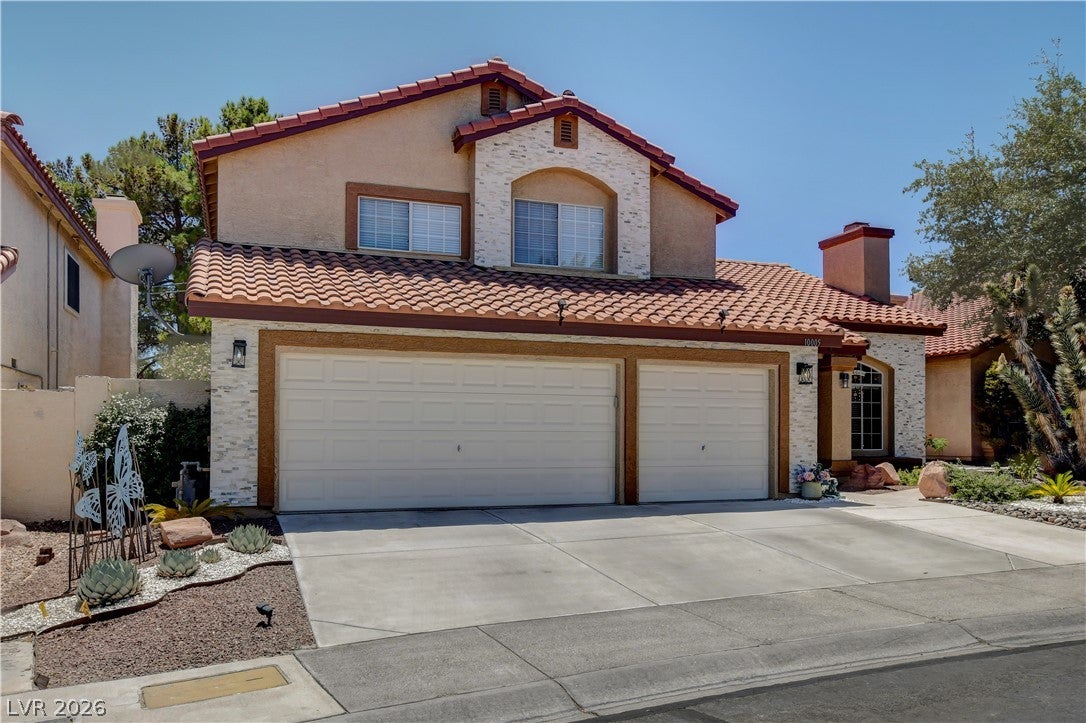 10005 Sail Landing Ct, Las Vegas, NV 89117 photo