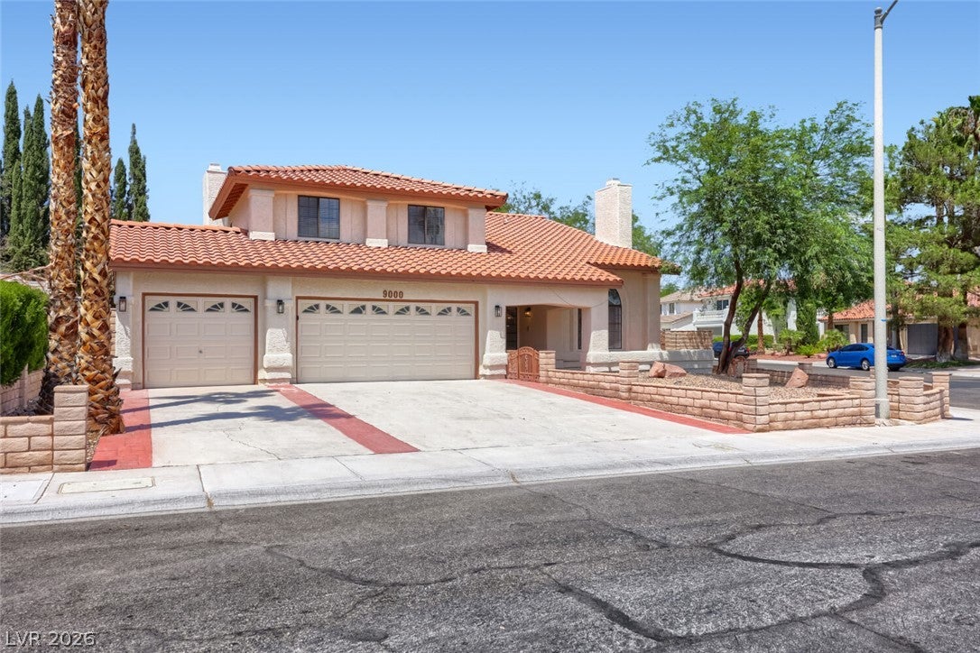 9000 Feather River Ct, Las Vegas, NV 89117 photo